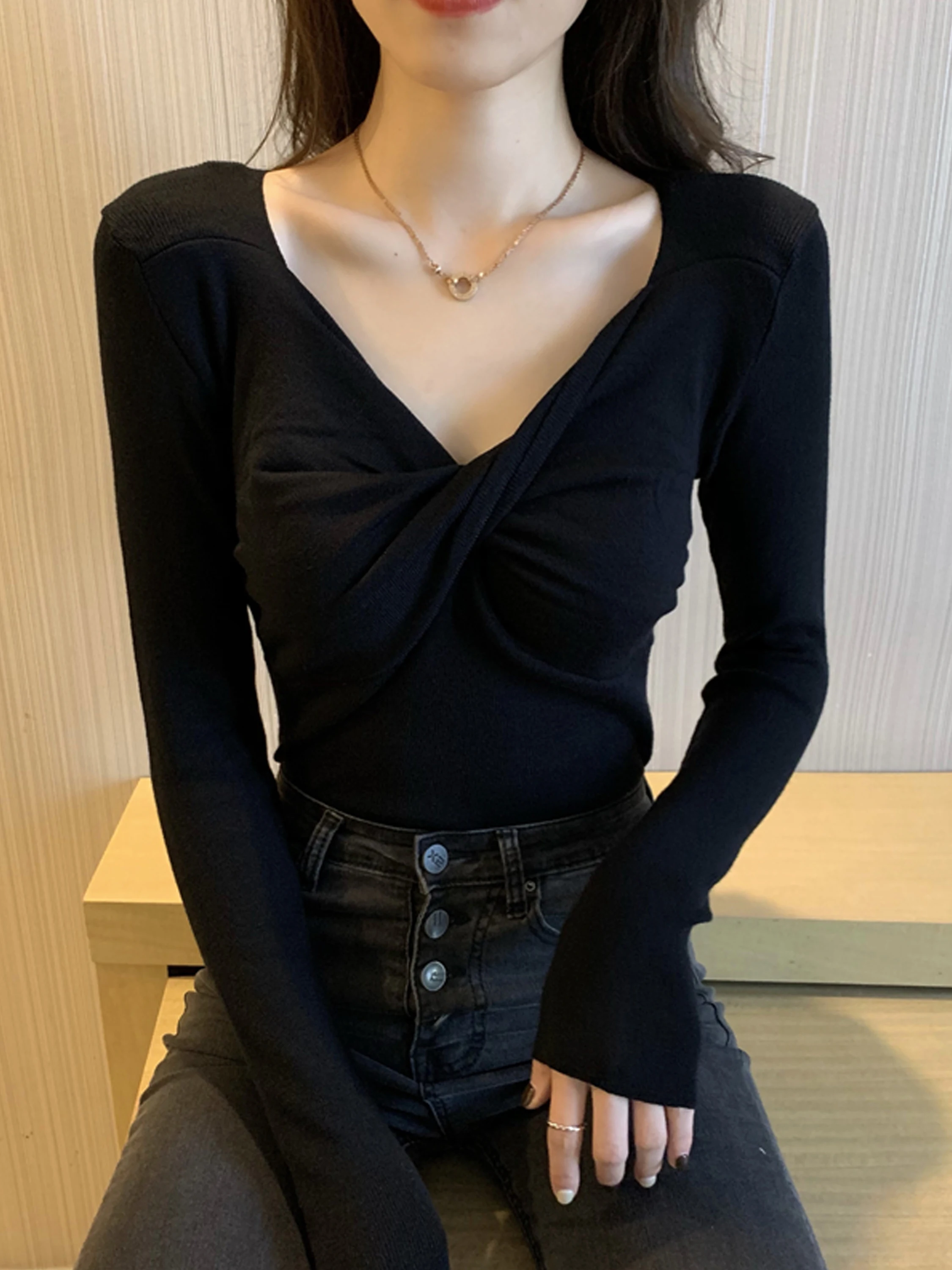 

Women's Slim Fit V-Ne Cross Base irt Spring Autumn Inner Wear Design oulder T-irt Body a Top Korean Sle Long ...