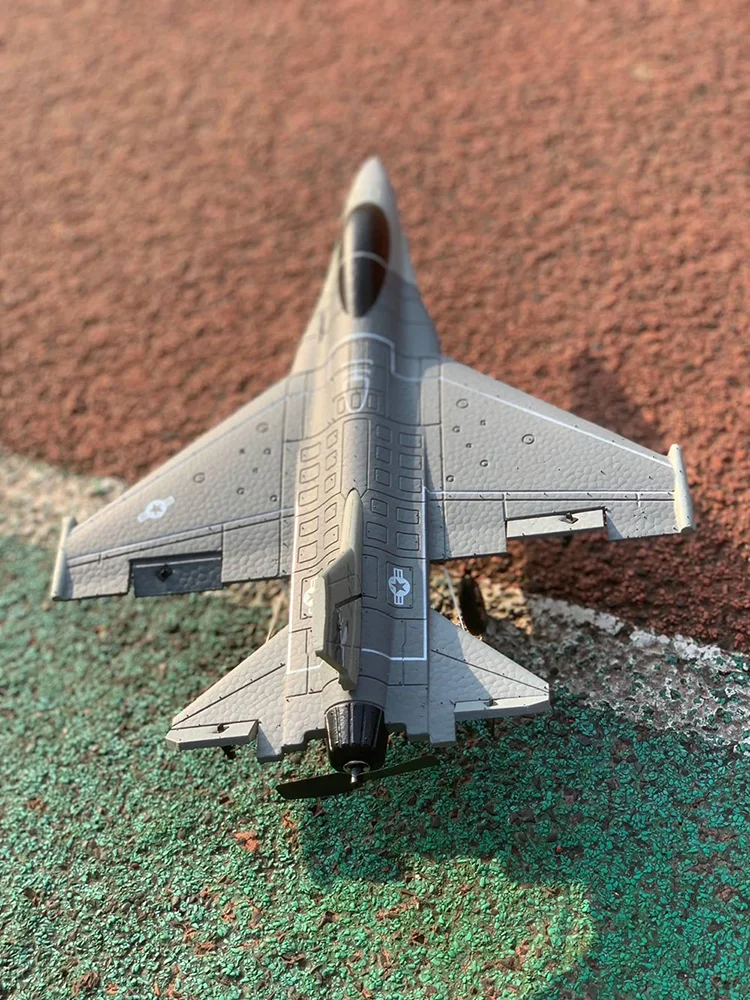 

F-16 Falcon Fighter Jet F-16 RC Plane 4 Channel F16 Fighting Remote Control Aircraft with Aerobatic 6-Axis Full-Function for 14y