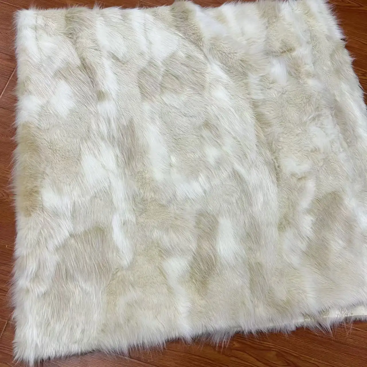 

1 ярд жилет, пальто, игрушки, обувь, шапки меховая ткань трехцветная жаккардовая ткань из искусственного меха лисы для пэчворка