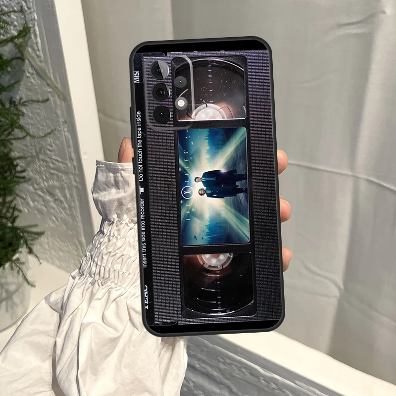 Custodia con nastro VHS retrò per Samsung Galaxy A16 A36 A56 A06 A13 A53 A33 A23 A55 A35 A17 A54 A34 A14 A52 A32 A15