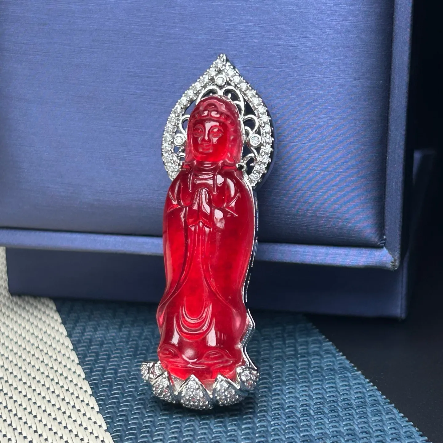 inlay Nature ice red Burmese Jade Jadeite Carved kwan yin luck Pendant&Necklaces