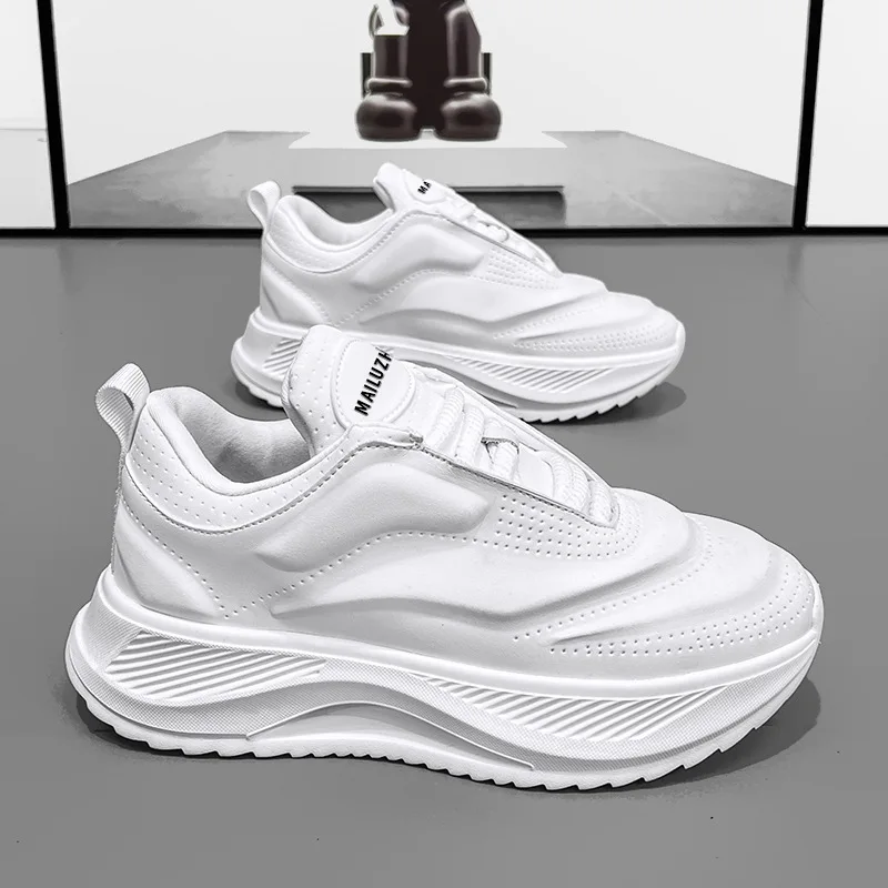 Man Thick Sole Chunky Sneakers Men New Designer Mesh Lace Up Breathable Casual Sports Shoes Increased Soft Soles Running Shoes