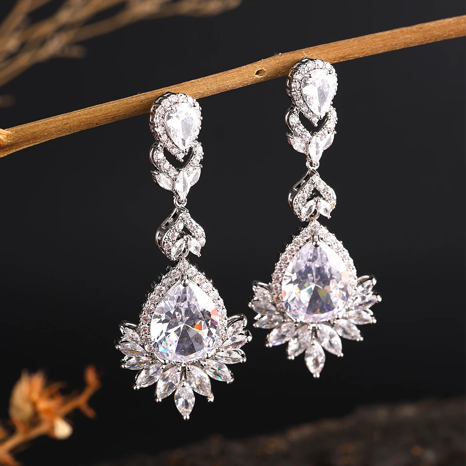 ZAKOL-pendientes grandes de lujo con circonita AAA transparente para mujer, joyería para banquete, fiesta y boda, Color plateado