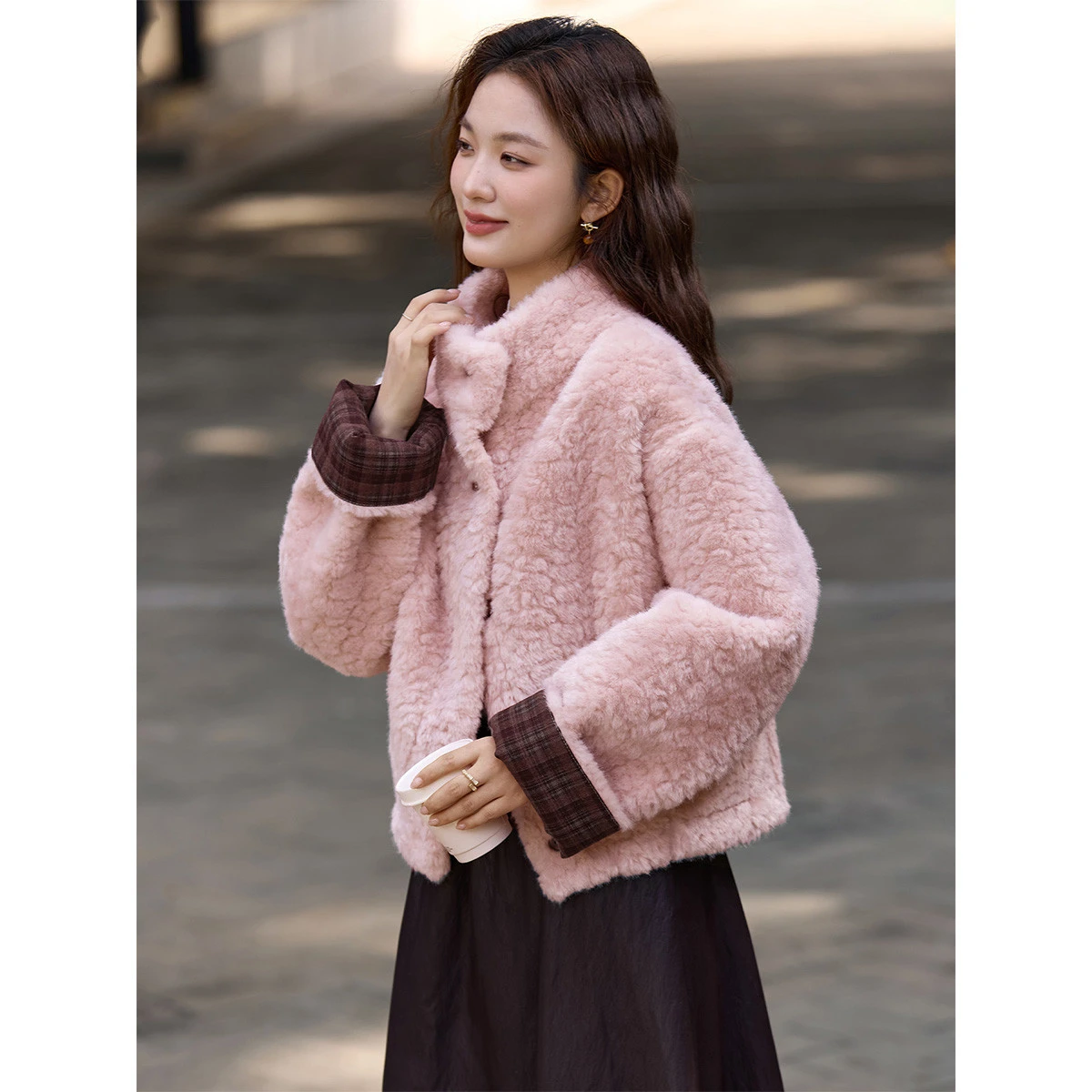 VIMLY Kunstpelzjacke für Damen, 2025, Winter, süß, Stehkragen, Spleiß, kariert, Kunstpelzmantel, lockere Passform, dicke Damenbekleidung 30585