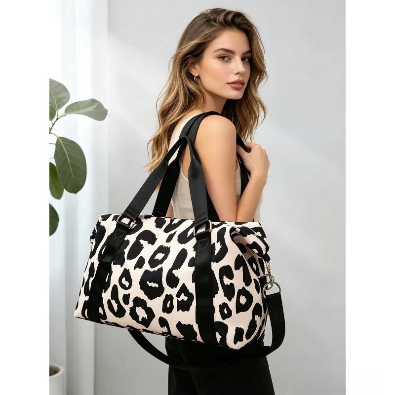 

1pcs Travel Bag for Short Trips Large Capacity Cow Print Luggage Duffle Lightweight Carry-On Bag for Business Trips Travel & Gym