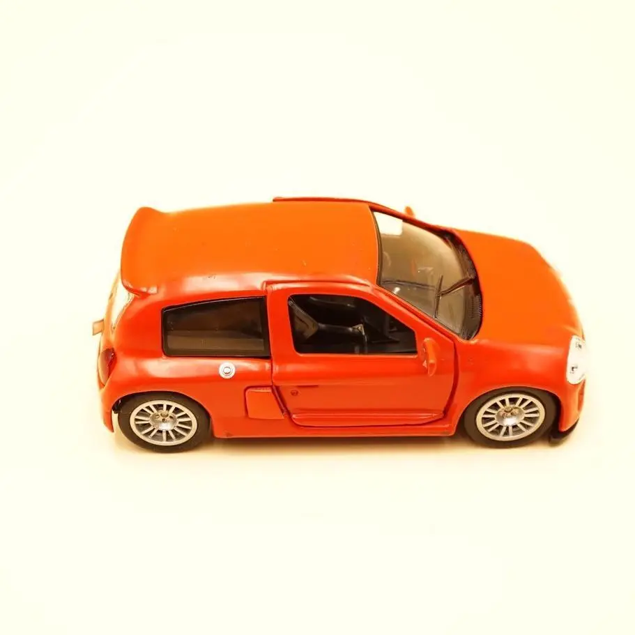 1:32 Clio V6 Alloy Car Diecasts & Toy Vehicles Car Model Miniature Scale Model Car Toys For Children