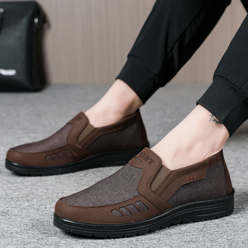 

Spring Summer Slip on Men's Casual Shoes Lightweight Rubber Men's Shoes Fashionable Comfortable round Toe Synthetic Leather