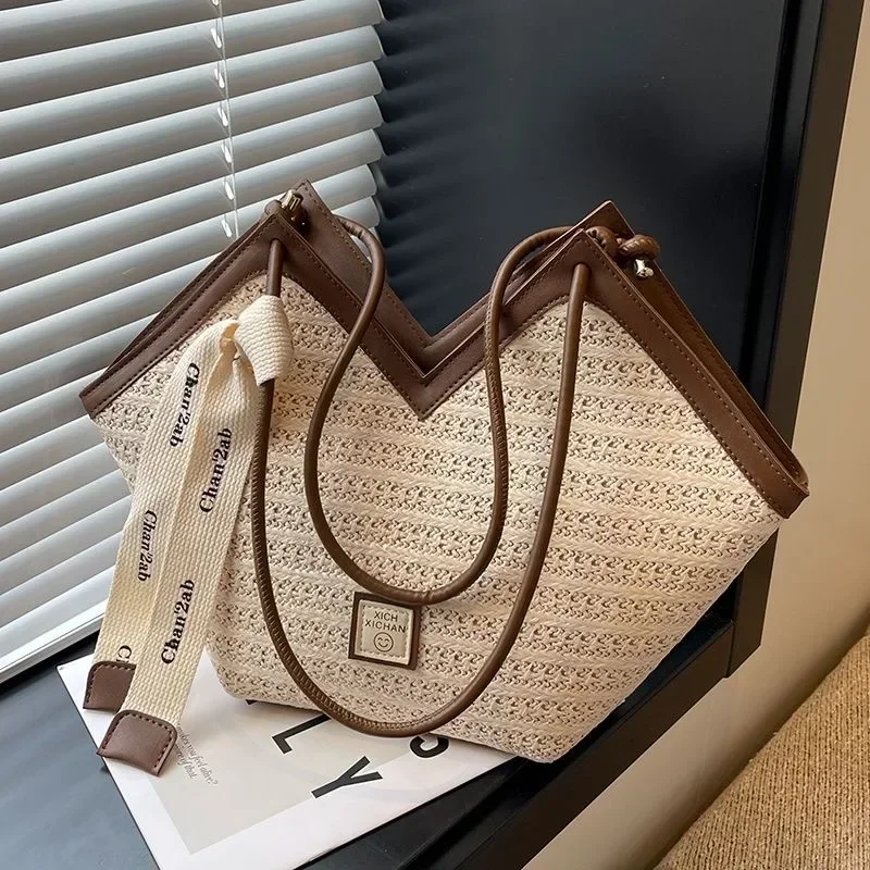 Straw Leisure Capacity Beach Shoulder Bag Retro Handmade Woven Shoulder Bag Summer Leisure Bag Commuting Women\'s Handbag