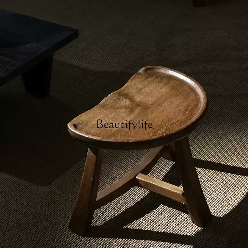 

Medieval replica solid wood low stool household Windsor shoe changing stool
