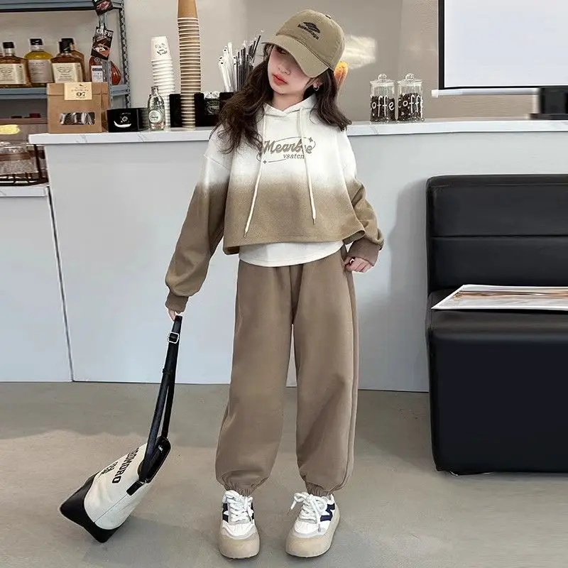 

Korean Style Girls' Outfit New Autumn Hoodie Three-Piece Set for Mid-Size Children Casual Sports Fashion