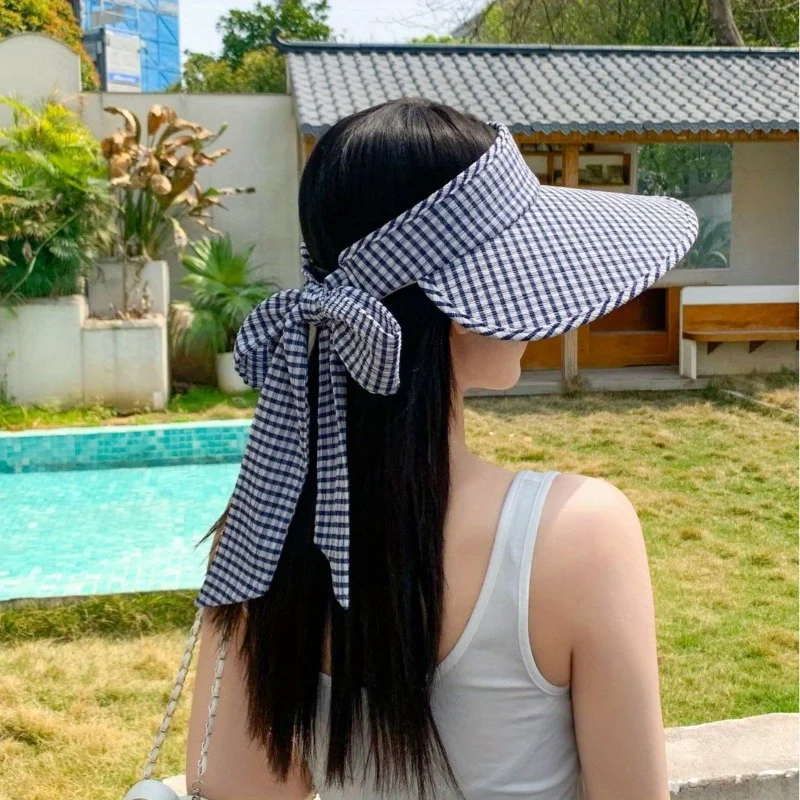 

Fashionable Simple Elegant and Fresh Plaid Top Hat for Women in Summer UV Resistant Breathable and Sunscreen Hat
