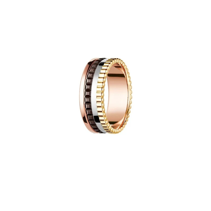 Minimalist Plain Closed Band Ring for Ladies, Lightweight Solid Metal Design, No Fade, Classic Slim Band, Great for Stacking, Daily Fashion Accessory for Commute & Dating