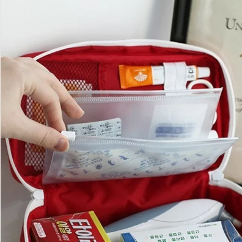 First Aid Kit Emergency Survival Bag Handbag Durable Trauma Bag Compact Rescue Tote Bag Portable Medicine First Aid Kits