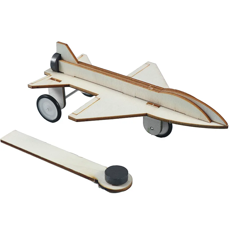 1pcs DIY Magnetic Taxiing Aircraft Toys Creative Simple Technology Gizmo For Kids Gift Handmade Science Learning Toy