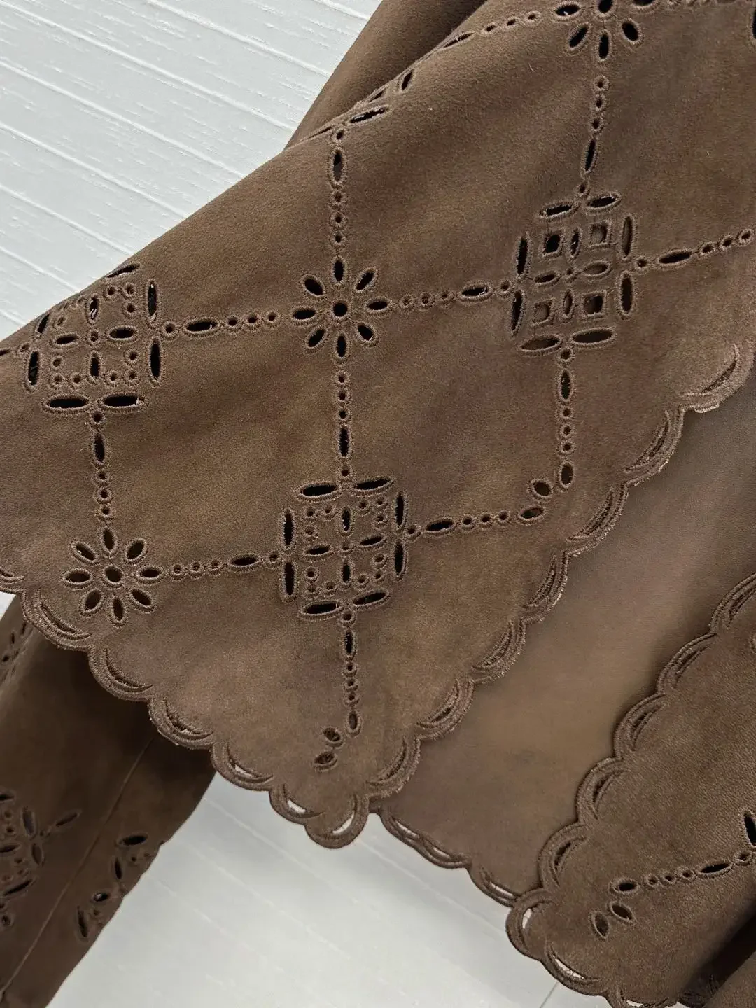 المرأة هندسية التطريز الجلد المدبوغ معطف جلد الغنم جولة الرقبة طويلة الأكمام أزياء سترة قصيرة #5