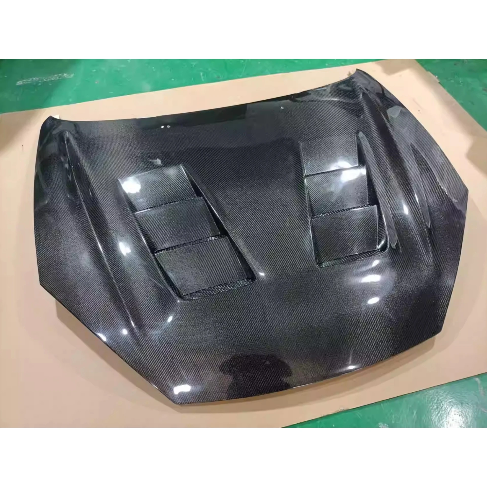 Carbon Fiber Engine Hood Engine Cover for Hyundai Rohens Coupe 2007 Modified Light Weight Bonnet Car Accessories