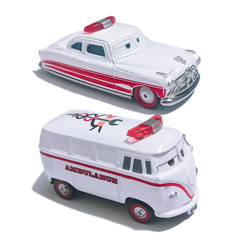 Disney Pixar Cars Ambulance Fillmore Doc Hudson Version 1/55, modèle de voiture en métal moulé sous pression, jouets de course pour enfants, cadeaux d'anniversaire