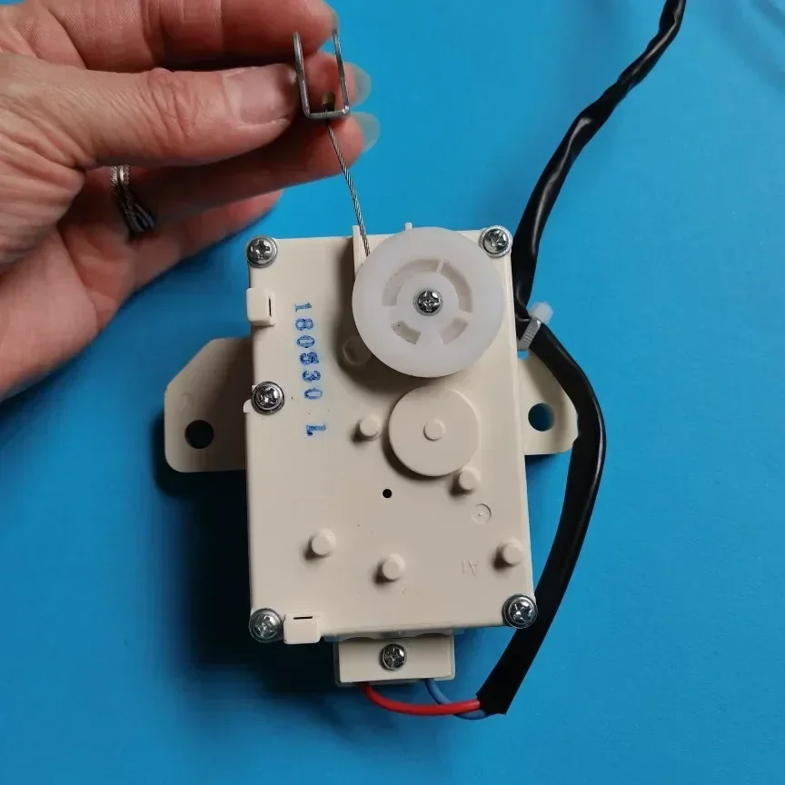 Washing machine drain tractor For Midea MB55-2026G MB55-X3037G drain valve motor dehydration motor parts