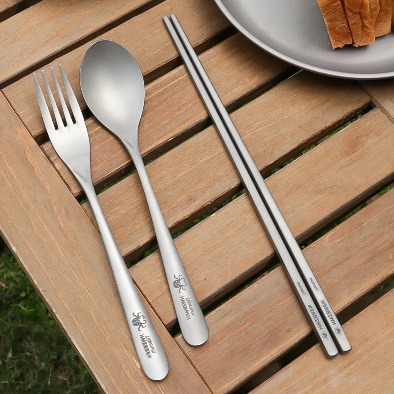 

Набор из 3 предметов: вилка, ложка, палочки для еды из чистого титана, ультралегкий, здоровый, портативный, для кемпинга, путешествий, домашнего использования