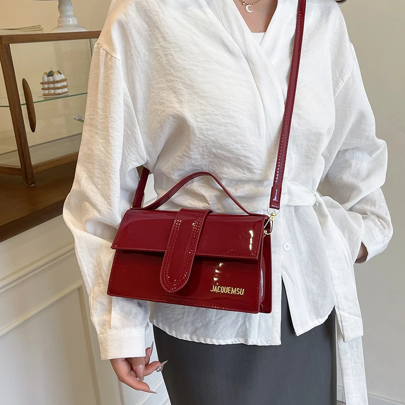 

Deconstructed Square Bag with Asymmetrical Lines and Protective Base for Work and Weekend Embodying Sculptural Grace