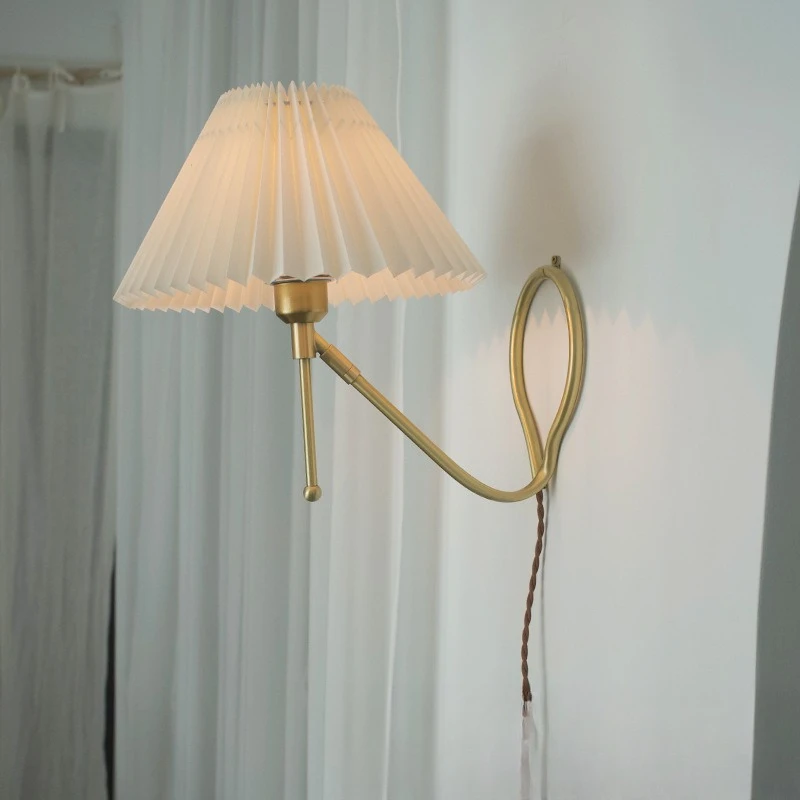 American retro pleated bedside table lamp nostalgic Japanese warm Internet celebrity medieval creative wall dual-purpose wall