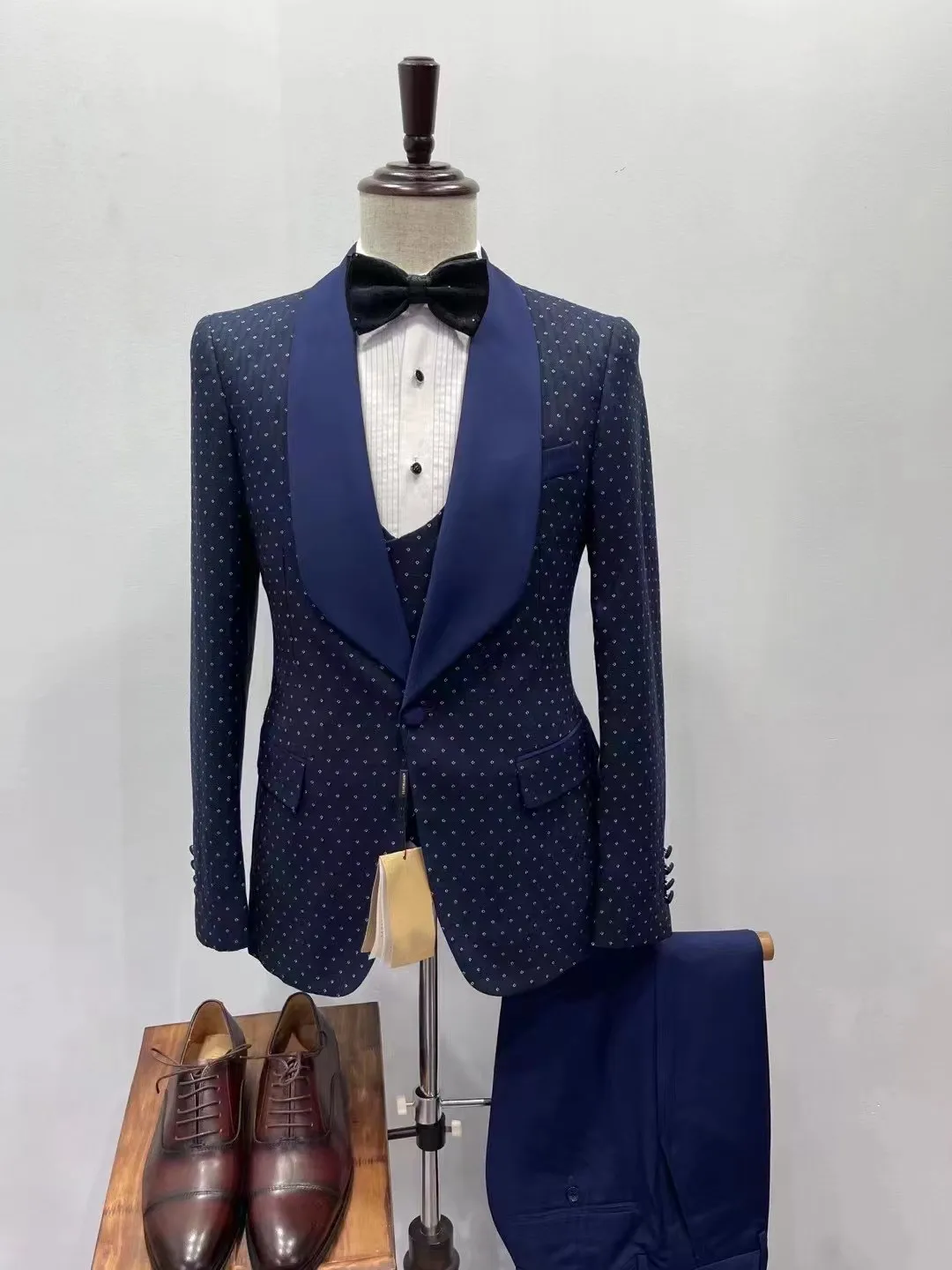 

Custom navy blue formal Wave point suits men wedding groom party tuxedo man Polka Dot prom Blazer trajes de hombre costume homme