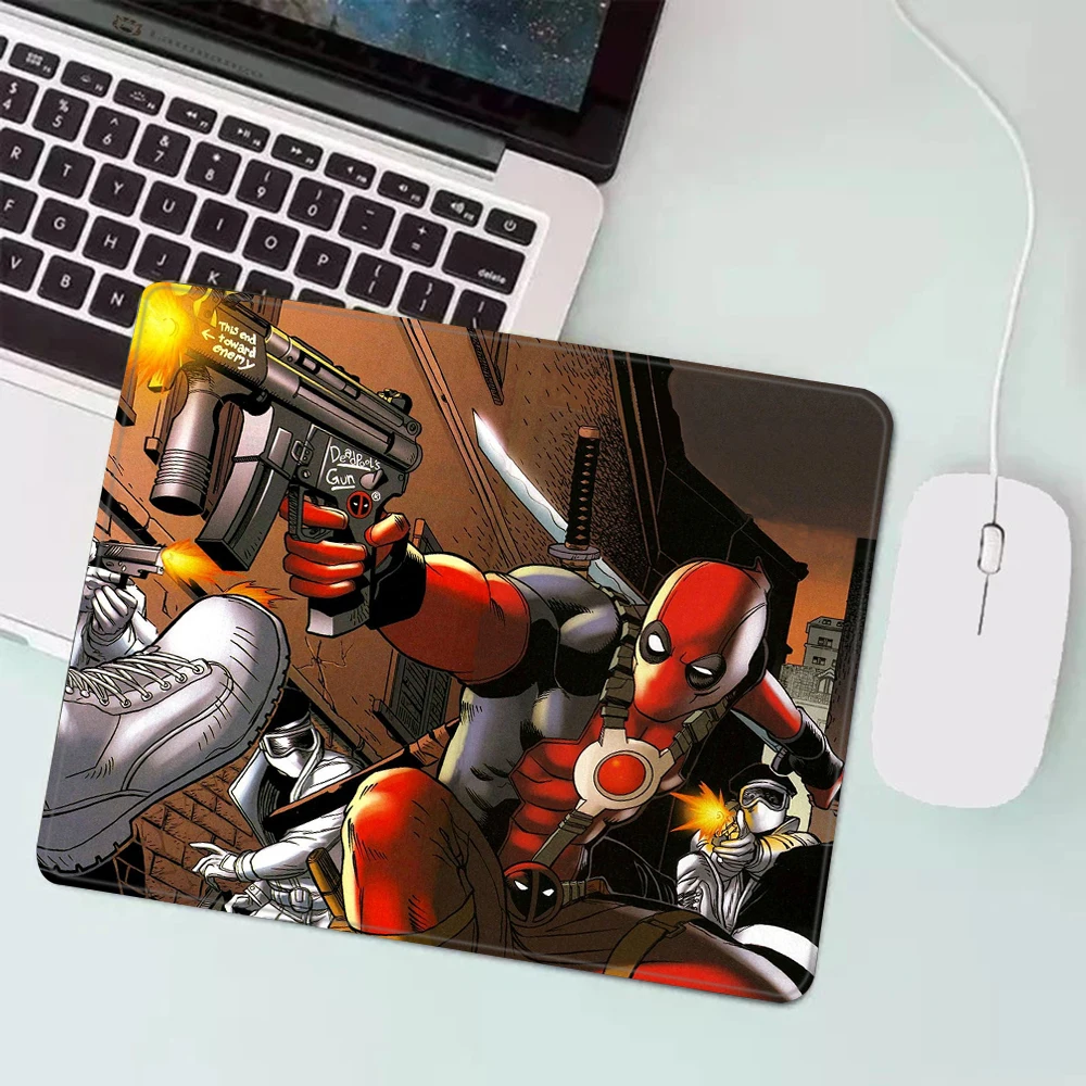 deadpool & wolverine Gaming Mouse Pad XS Small Mousepad For PC Gamer Desktop Decoration Office Mouse Mat Deskmat Rug