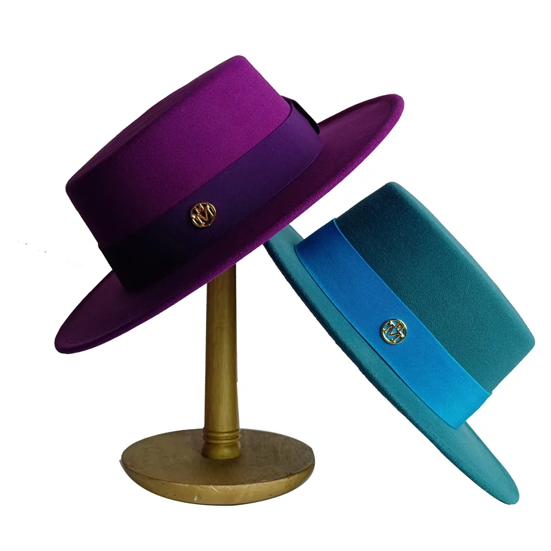 Chapeau de mariage blanc Fedora à dessus plat M, accessoires, chapeau en feutre rouge, chapeau d'église plat de Jazz pour hommes, chapeau pour femmes