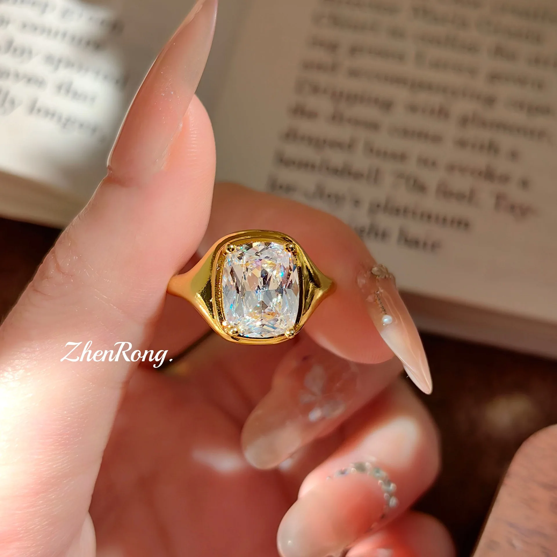 Retro Simple 18K Gold Plated Rings Inlaid with Square White Cubic Zirconia Adjustable Open Finger Accessories for Women Wedding