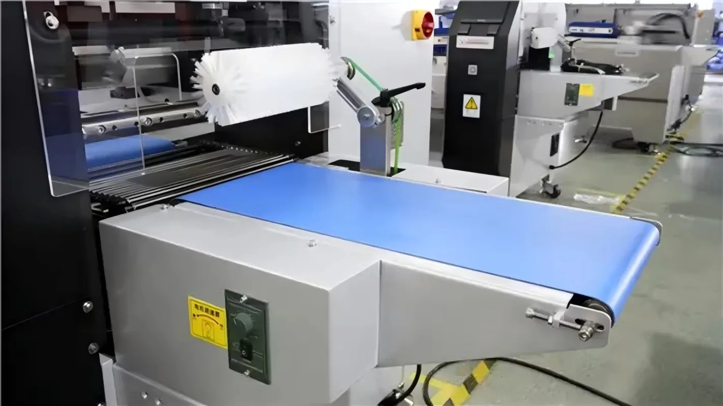 Automatic Inverted Horizontal Flow Wrapper Electric Noodle Pouch Food Grade Pillow Custom