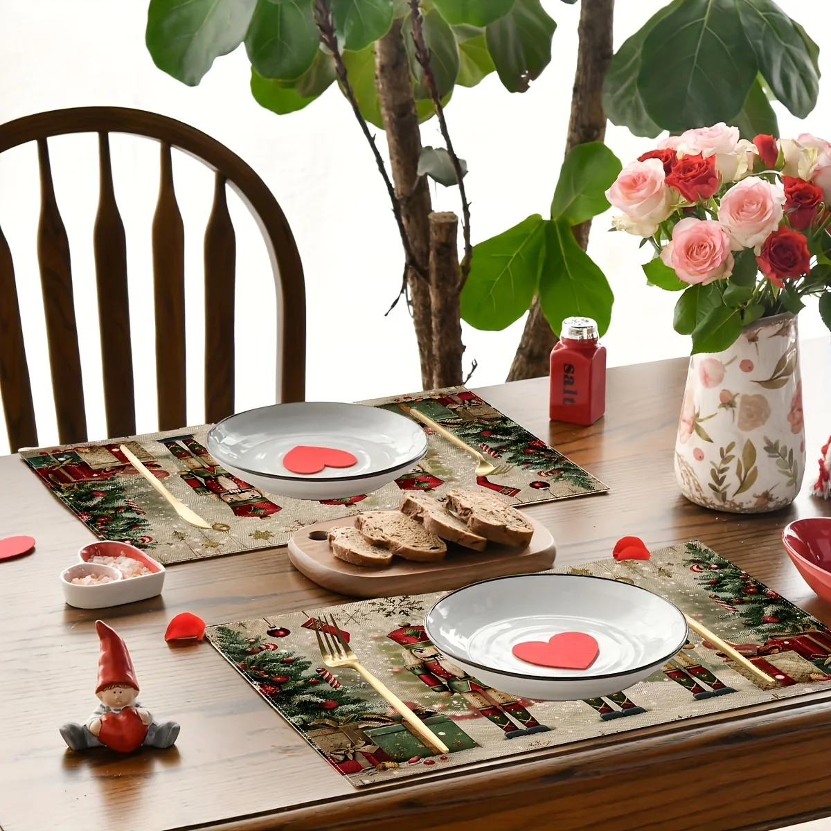 VIKAMA 4 6 8pcs Vintage Christmas Nutcracker Placemats Christmas  Linen Placemats for Kitchen Dining Table Decoration