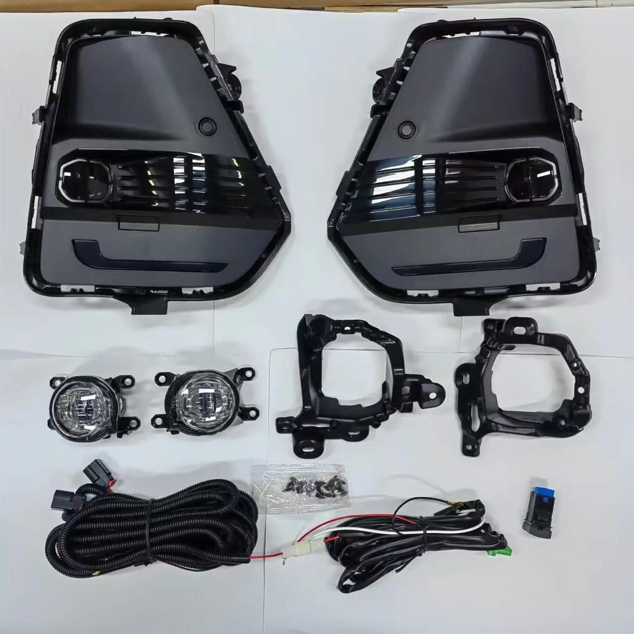 For Toyota RAV4 2026 Car Led Daytime Running Light Front Fog Lamp Assembly for 6th Generation Wildlander Front Bumper Lighting detail image 3