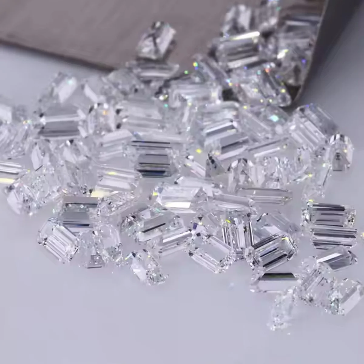 Emerald Cut Lab Grown Small Diamond DEF VS/VVS Loose HPHT Diamond Different Sizes Lab Melee Diamond for Jewelry