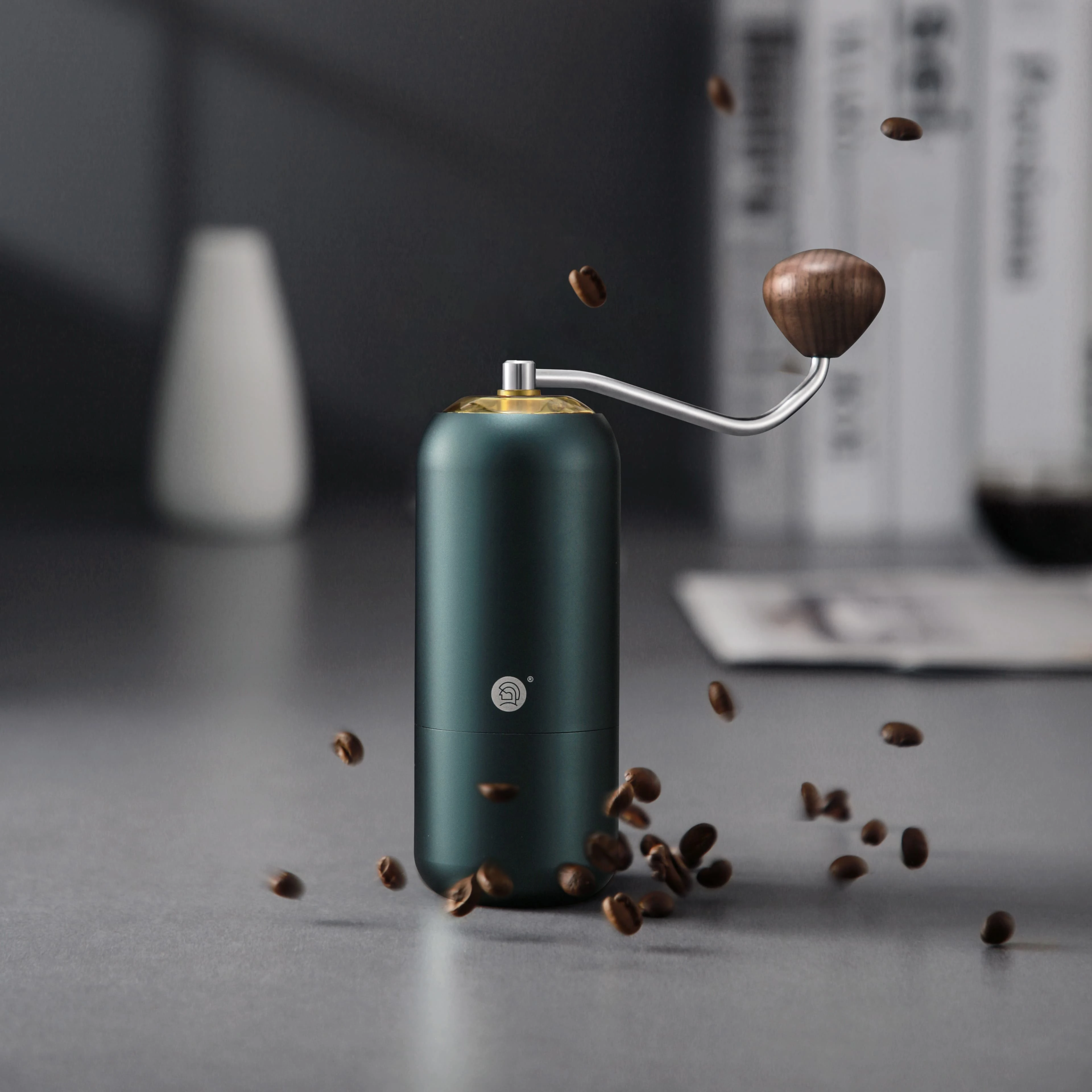 

48mm Stainless Steel Titanium Burr Manual Coffee Grinder