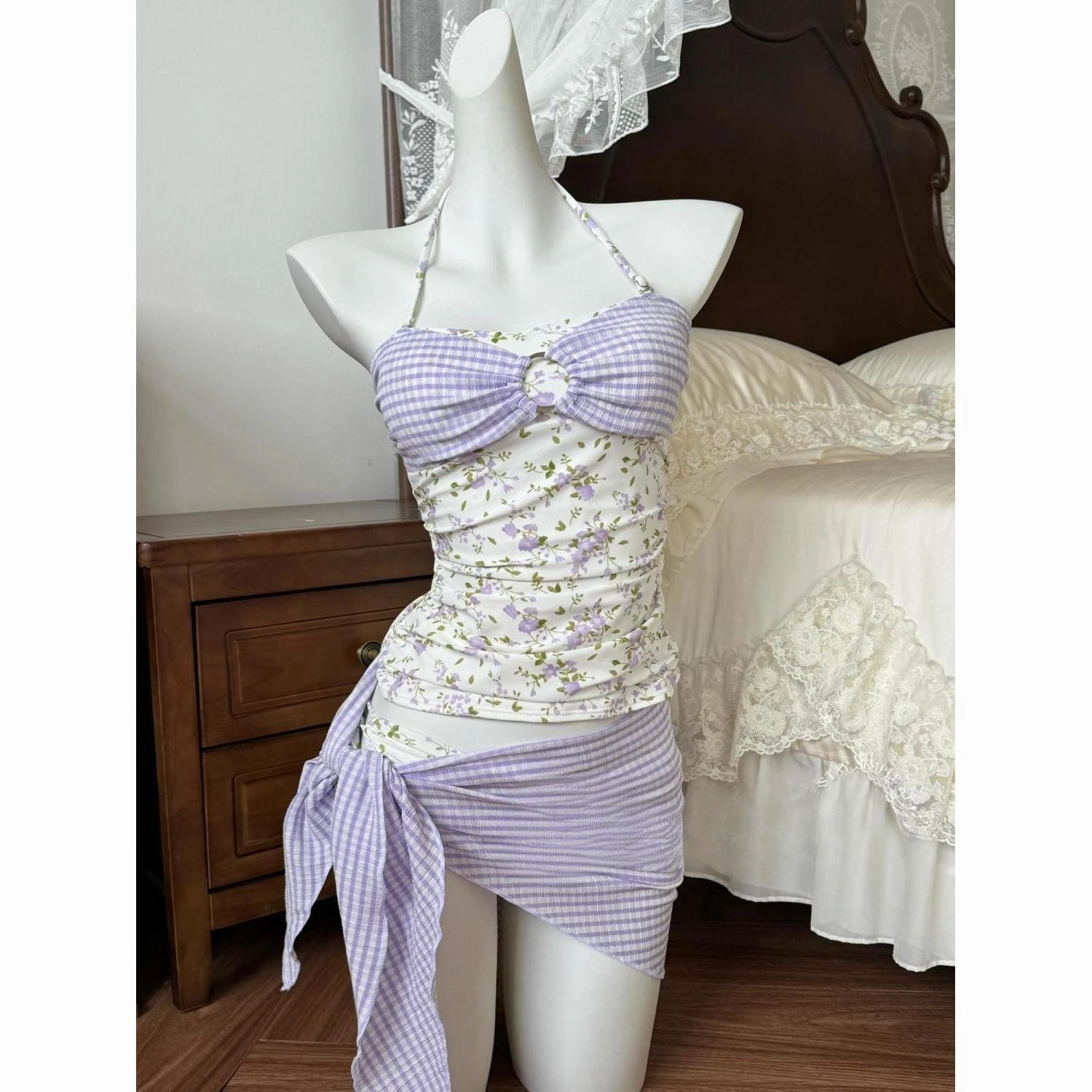 Nuevo Conjunto de Bikini de tres piezas con diseño estampado, traje de baño para vacaciones de verano, ropa bonita para vacaciones en la playa, ropa elegante