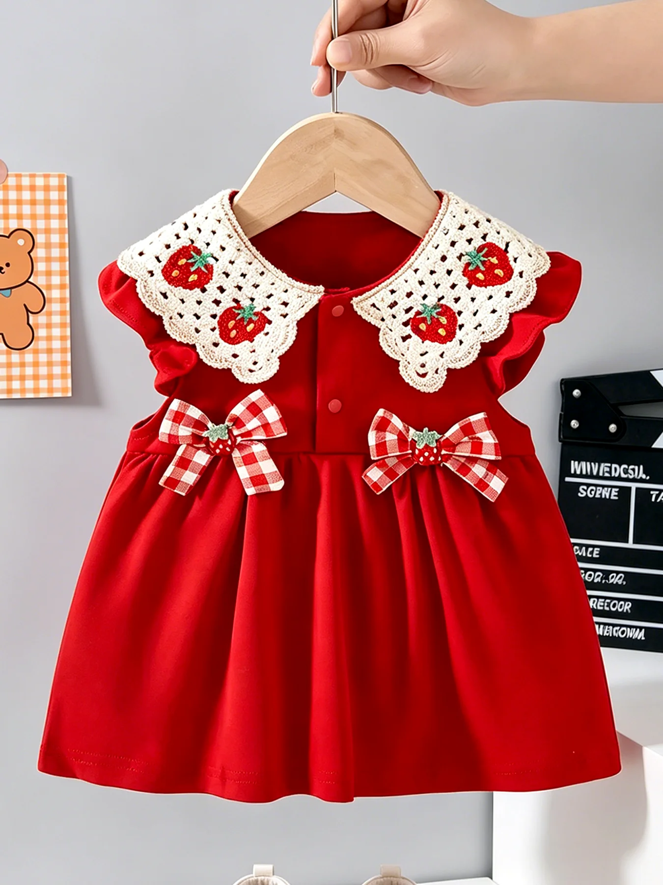 Girls' Spring/Summer Strawberry-Collared Bow-Tied Red Sweet-Style Sleeveless Princess Dress for 1st Birthday