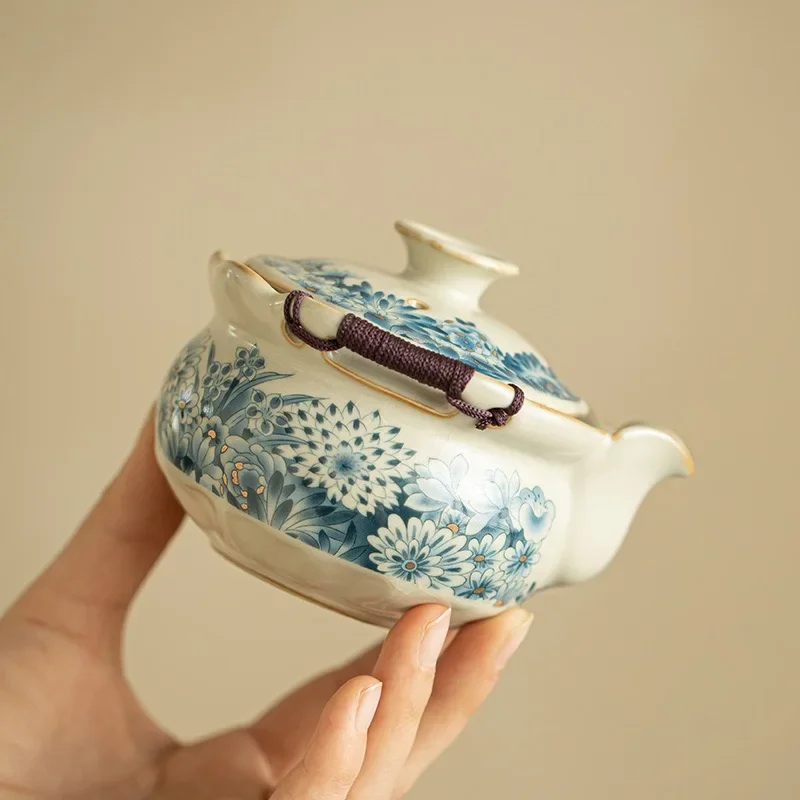 

1PC Hand-painted Gold Ten Thousand Flower Teapot Ceramic Ru Kiln Blue and White Auspicious Cloud Hand-grasped Pot Brewing Teapot