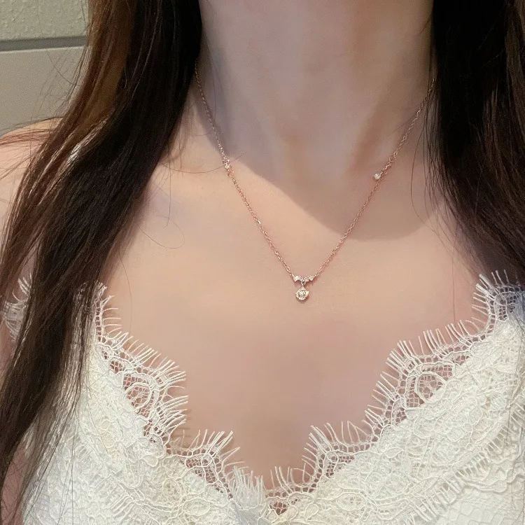 

Серебряное ожерелье с камелией, женское Ins Flash Diamond Light, роскошная ниша, высококачественная подвеска, цепочка на ключицу