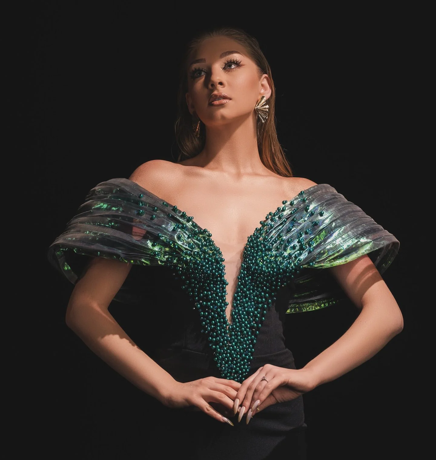 Elegante pérola detalhe cintura alta faixa vestido 2025 na moda envoltório longo vestido de noite para mulher emagrecimento estilo elegante