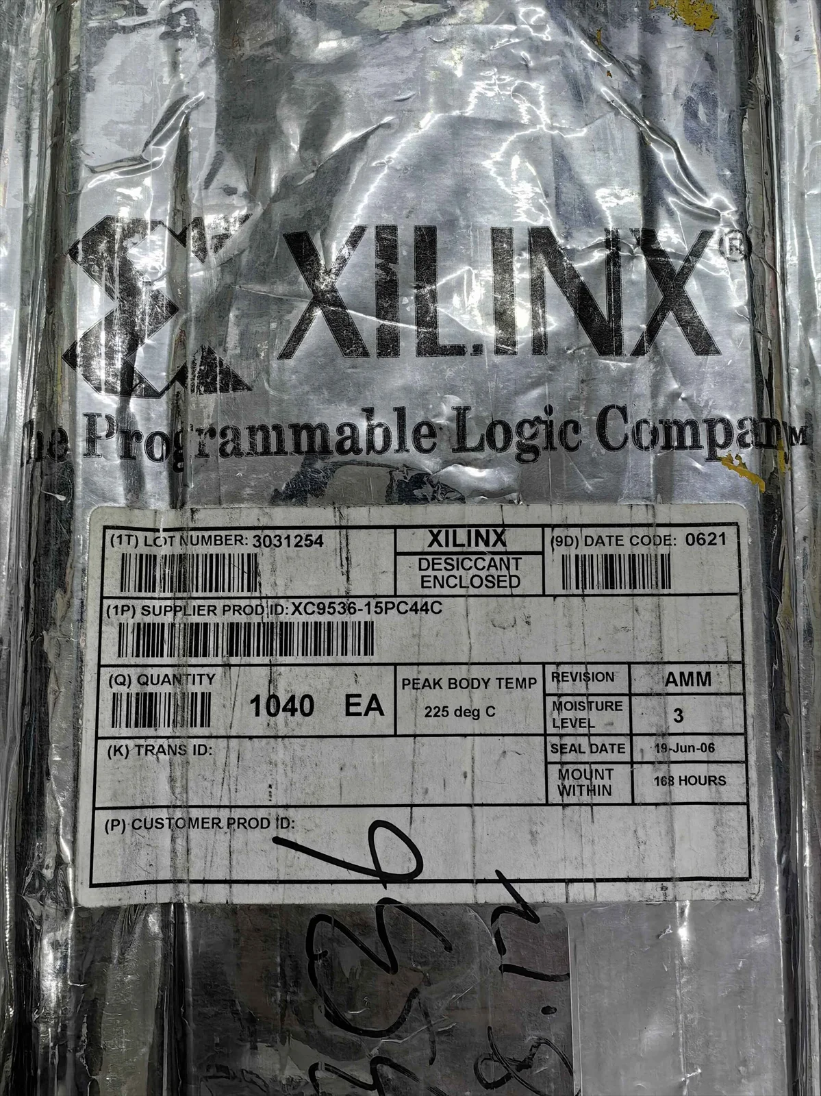 Circuito integrato chip IC componenti elettronici XC9536-15PC44C nuovo e originale Disponibile