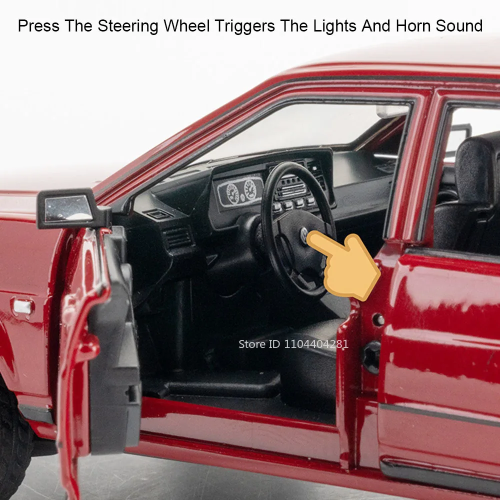 Santana-modelos de juguetes fundidos a presión, coches de policía de aleación, 6 puertas, sonido abierto, luz, vehículos coleccionables, regalos de Festival para niños, 1:24