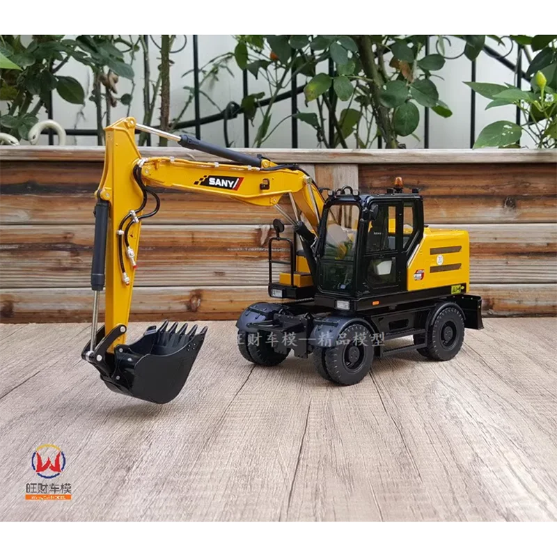 1:25 SANY SY155W Wheeled Excavator Alloy Engineering Car Model Static Souvenir Display Gift Collection Vehicle Toys Decoration