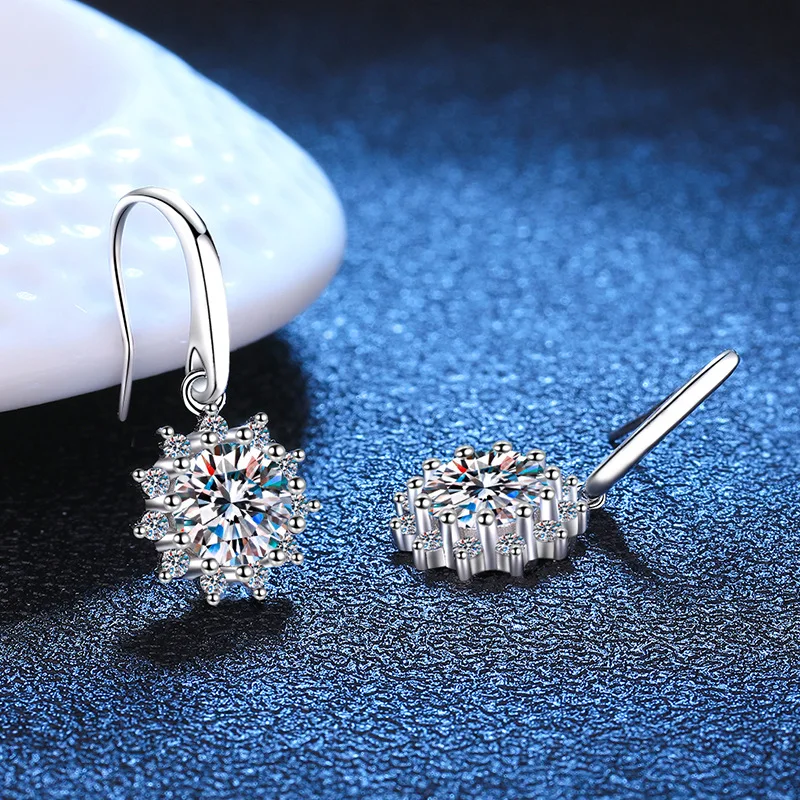 D color moissanite ear hooks classic simple sunflower earrings one carat moissanite earrings platinum PT950 mark