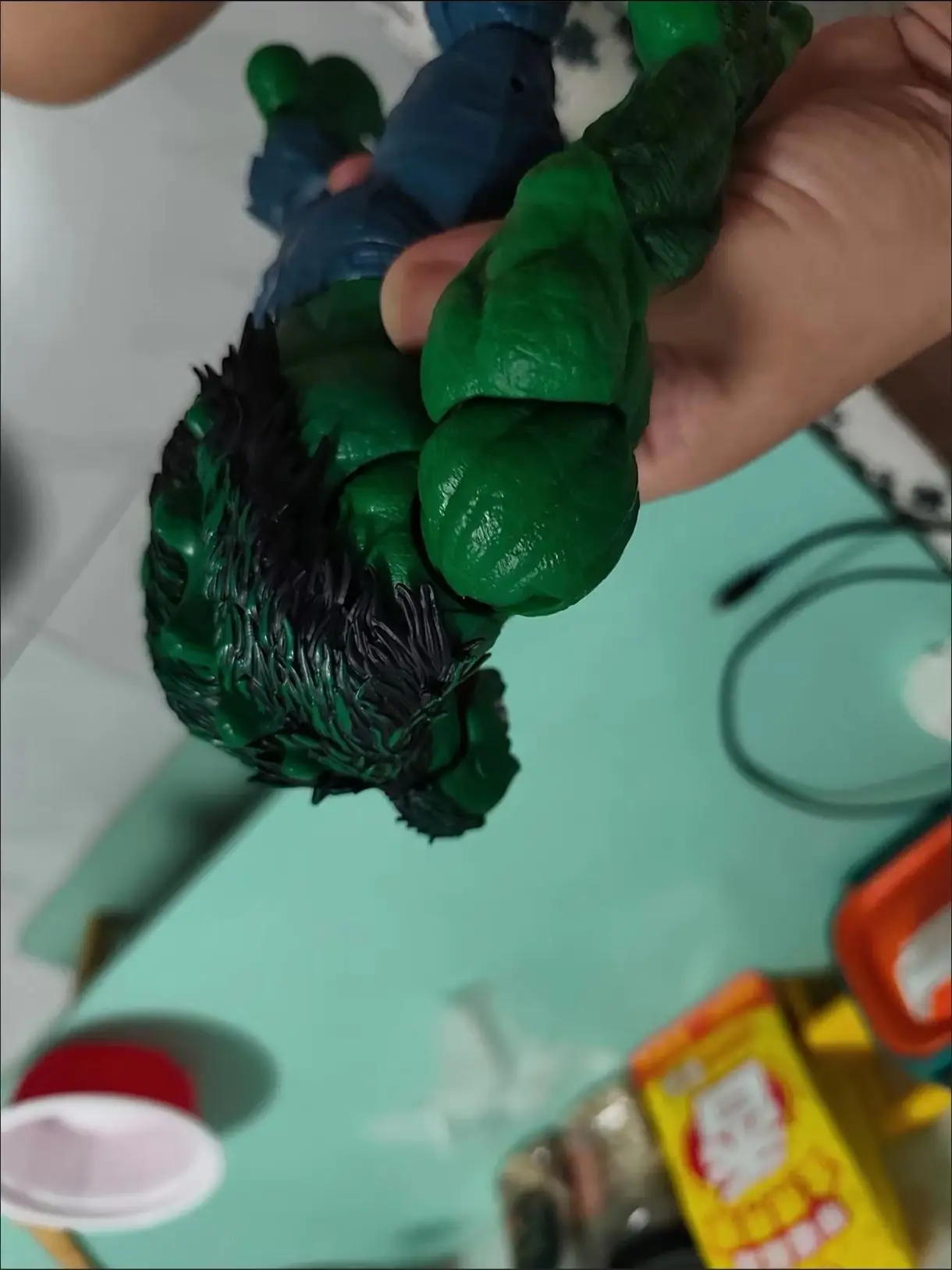 marvel-legends-the-inredible-hulk-2099-deluxe-8-action-figure
