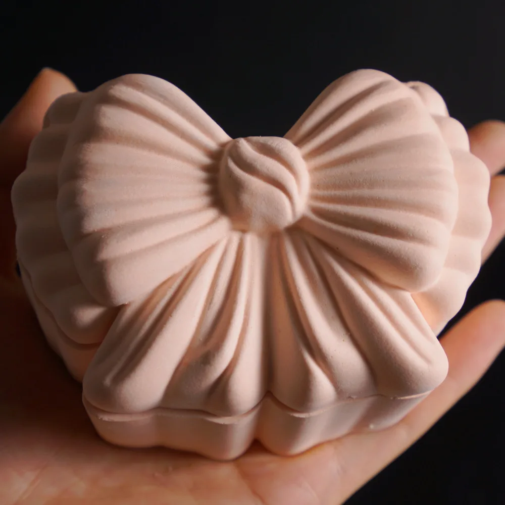 

Силиконовые формы Nicole Bow для бетона, гипса, джесмонита, для изготовления подсвечников и декоративных элементов для дома