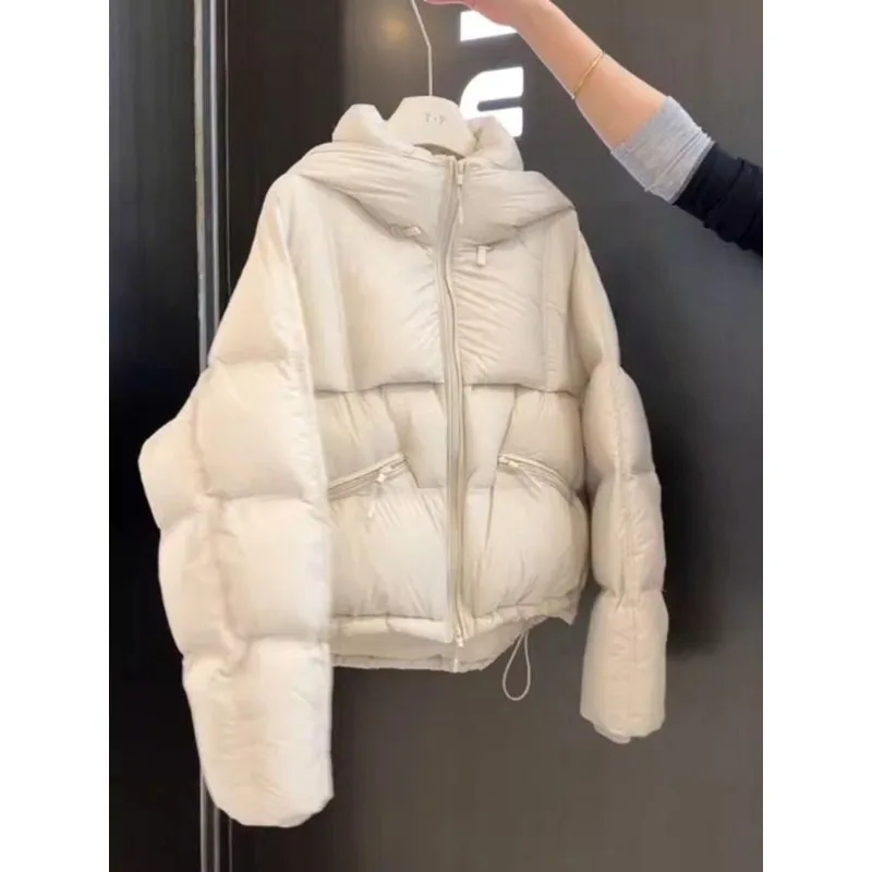 

A Unique and Good-looking Solid-color Short Cotton-padded Jacket, A High-end New Winter Style for Petite Korean-style Bread Coat