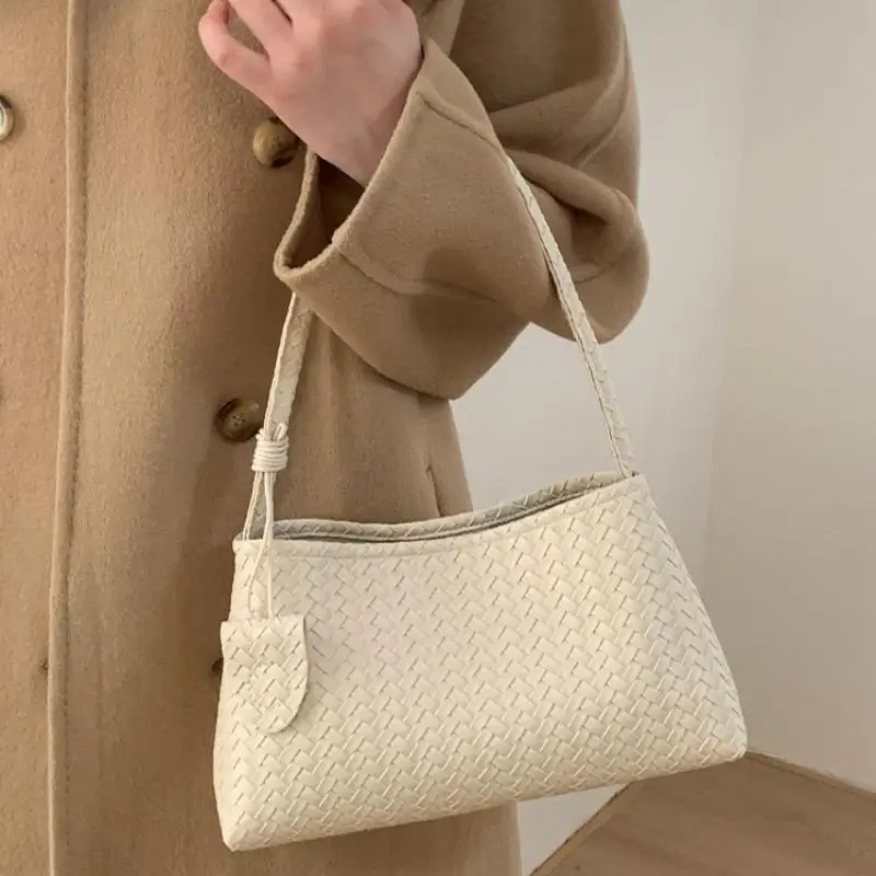 For Daily Commute Shopping Retro Classic Woven Shoulder Bag Glossy Handbag