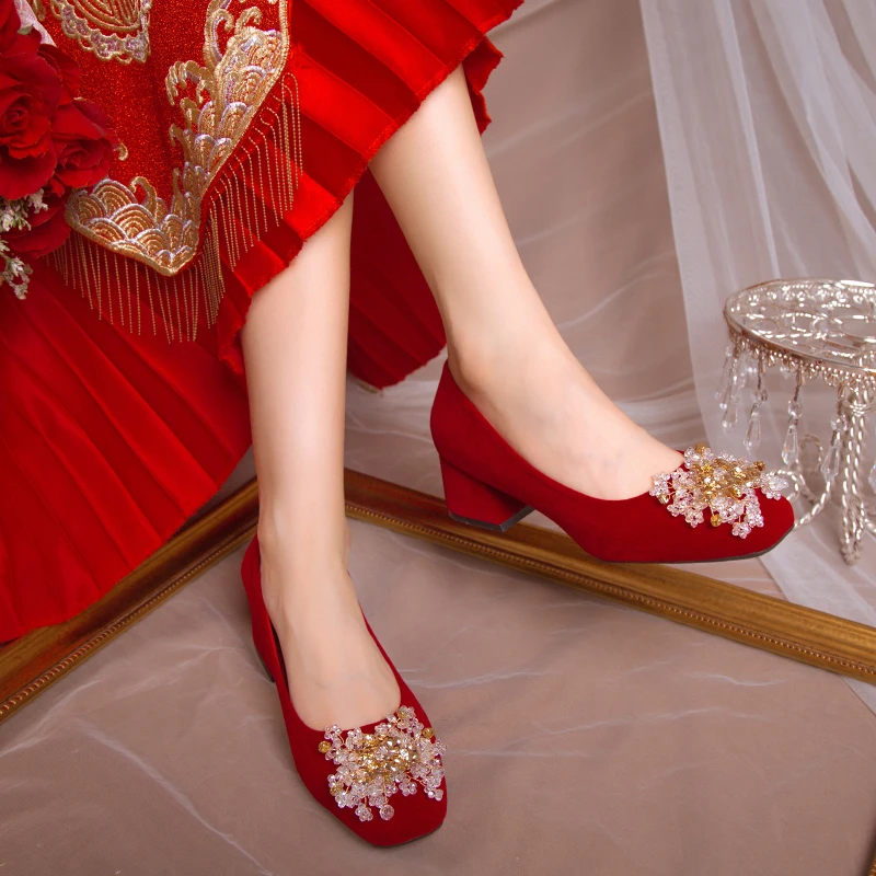 Elegant Ladies Red Silk Wedding Bride Shoes Pearl Bowknot Pointed Toe Pumps Women Sexy Party Dress High Heels Shoes Woman