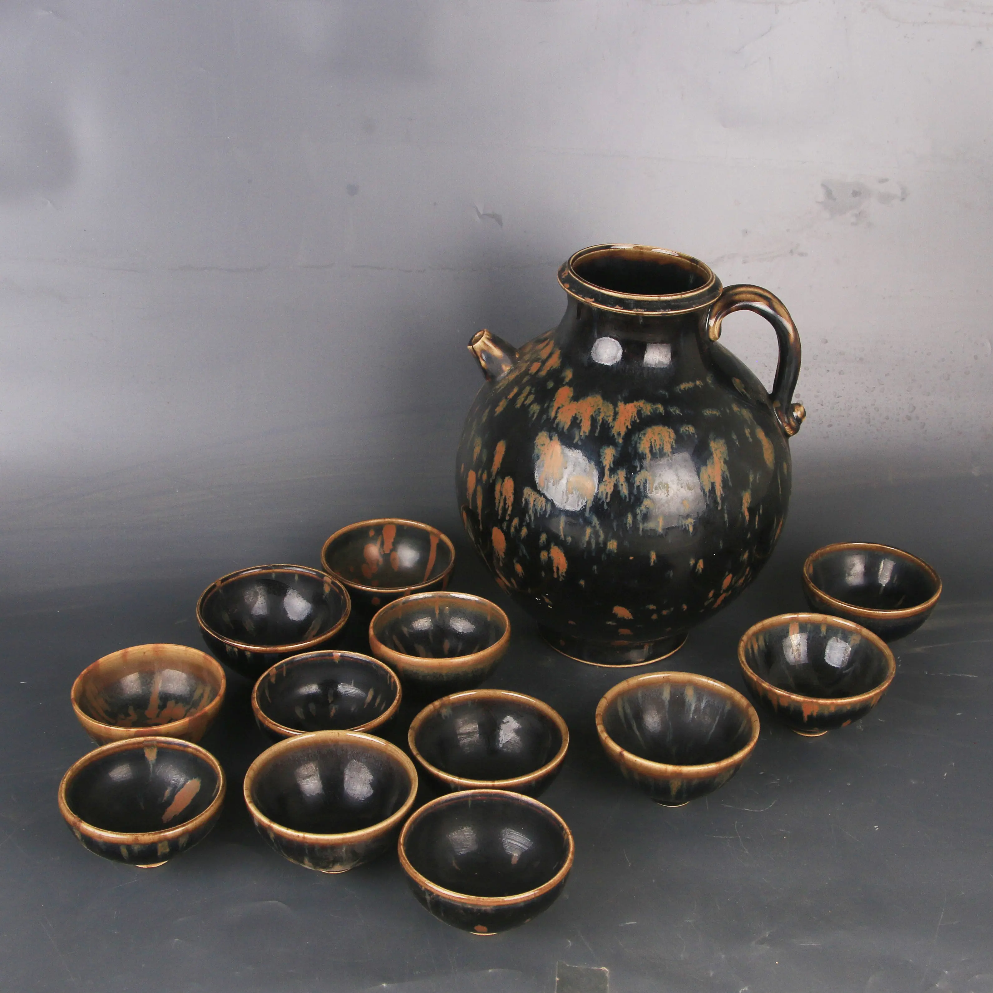 Large Teapot with 12 Cups Song Dynasty Replica Jian Kiln Black Gold Glaze Starry Sky Handmade Porcelain Home Decor