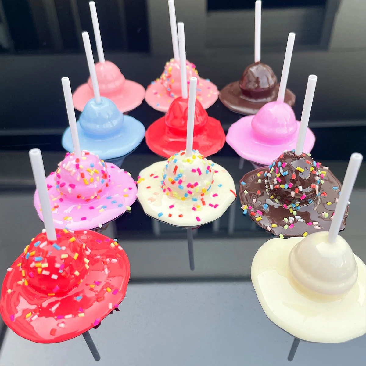 ديكور مصاصة ذائبة مزيفة - دعامة حلوى واقعية، عرض جميل يقطر لطيف، ديكور منزلي ممتع بطابع الطعام